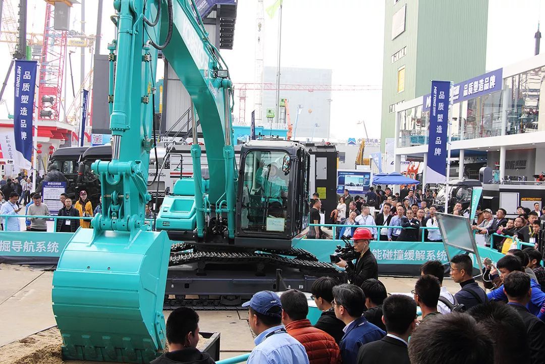 微现场助力神钢建机参加bauma CHINA工程机械展